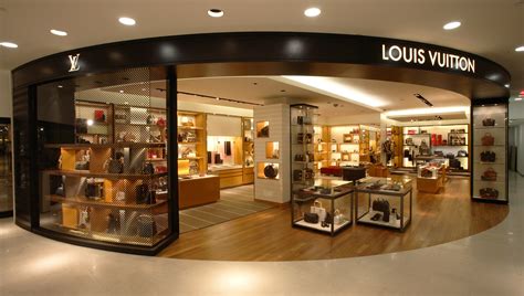 louis vuitton saks boston